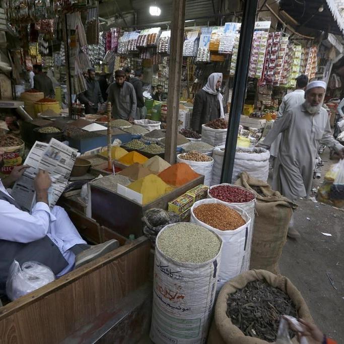 Poor Pakistanis worry IMF bailout measures risk stark future